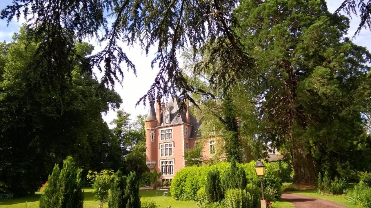 Saint-Rémy-de-Chargnat Chateau De La Vernede, La Grande Vernede المظهر الخارجي الصورة