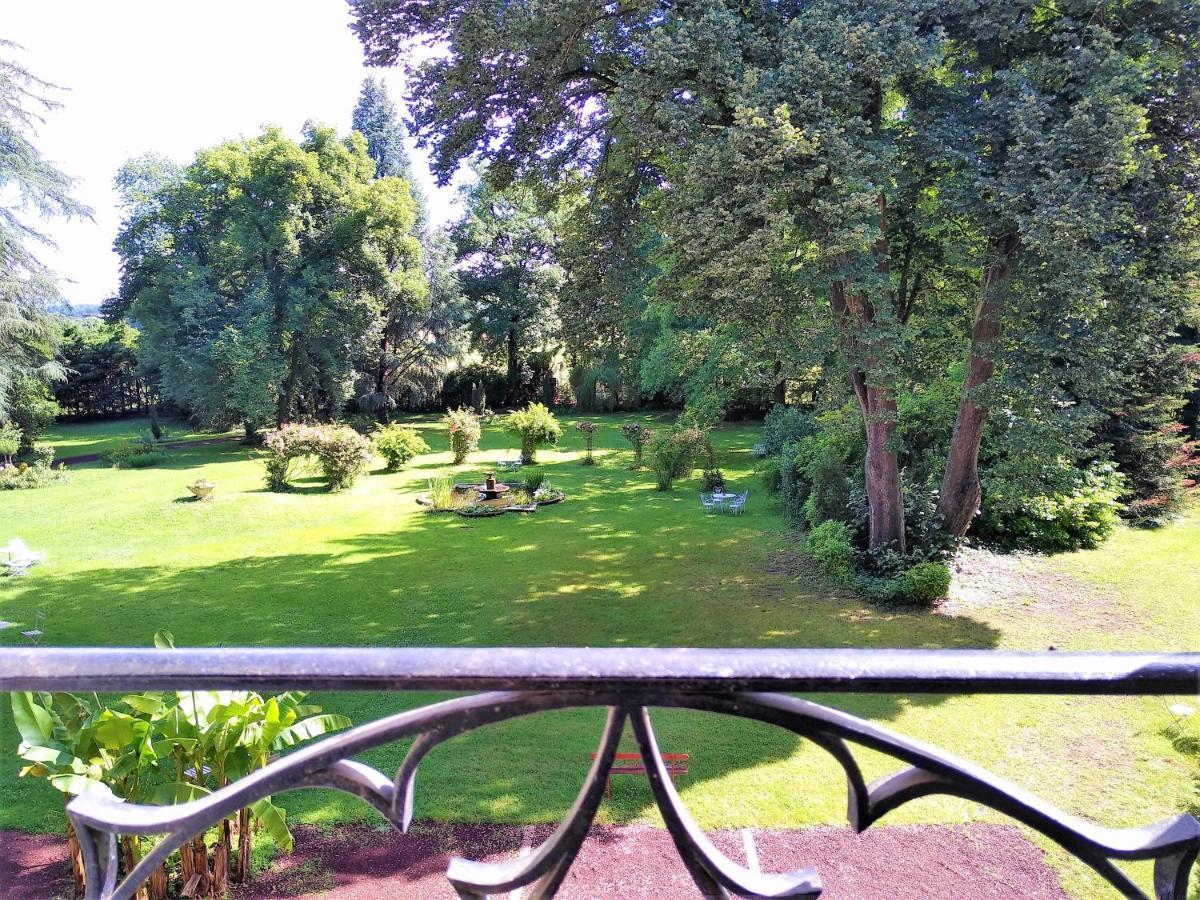 Saint-Rémy-de-Chargnat Chateau De La Vernede, La Grande Vernede المظهر الخارجي الصورة