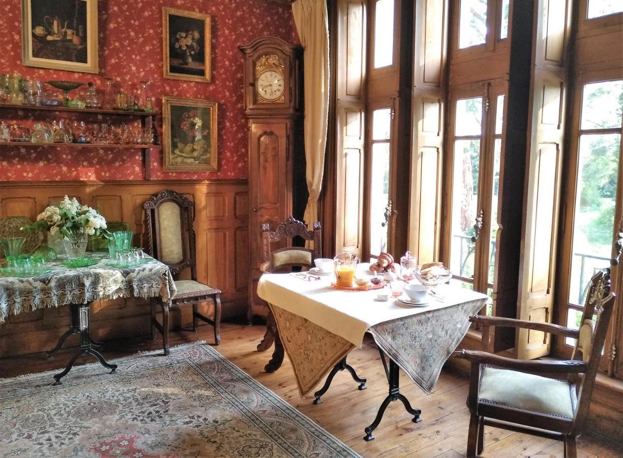 Saint-Rémy-de-Chargnat Chateau De La Vernede, La Grande Vernede المظهر الخارجي الصورة